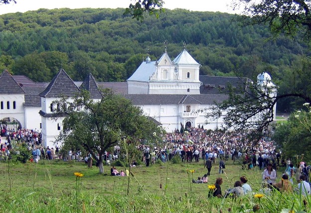 Image - A view of the Studite Fathers' monastery in Univ, Lviv oblast.